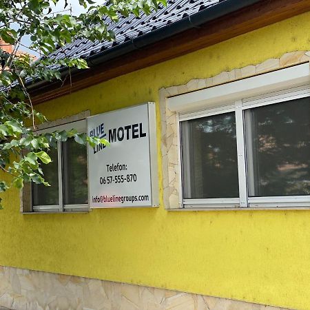 Blueline Motel Jászberény Bagian luar foto