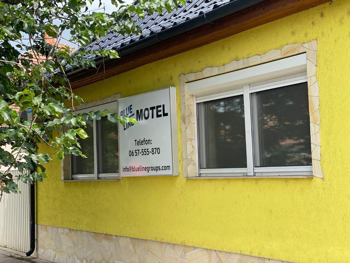 Blueline Motel Jászberény Bagian luar foto