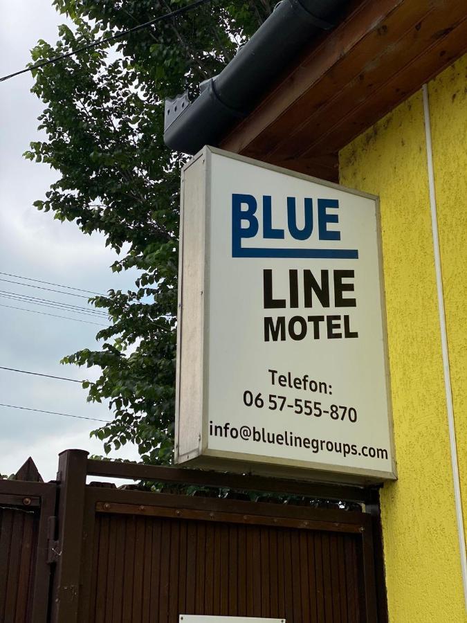 Blueline Motel Jászberény Bagian luar foto